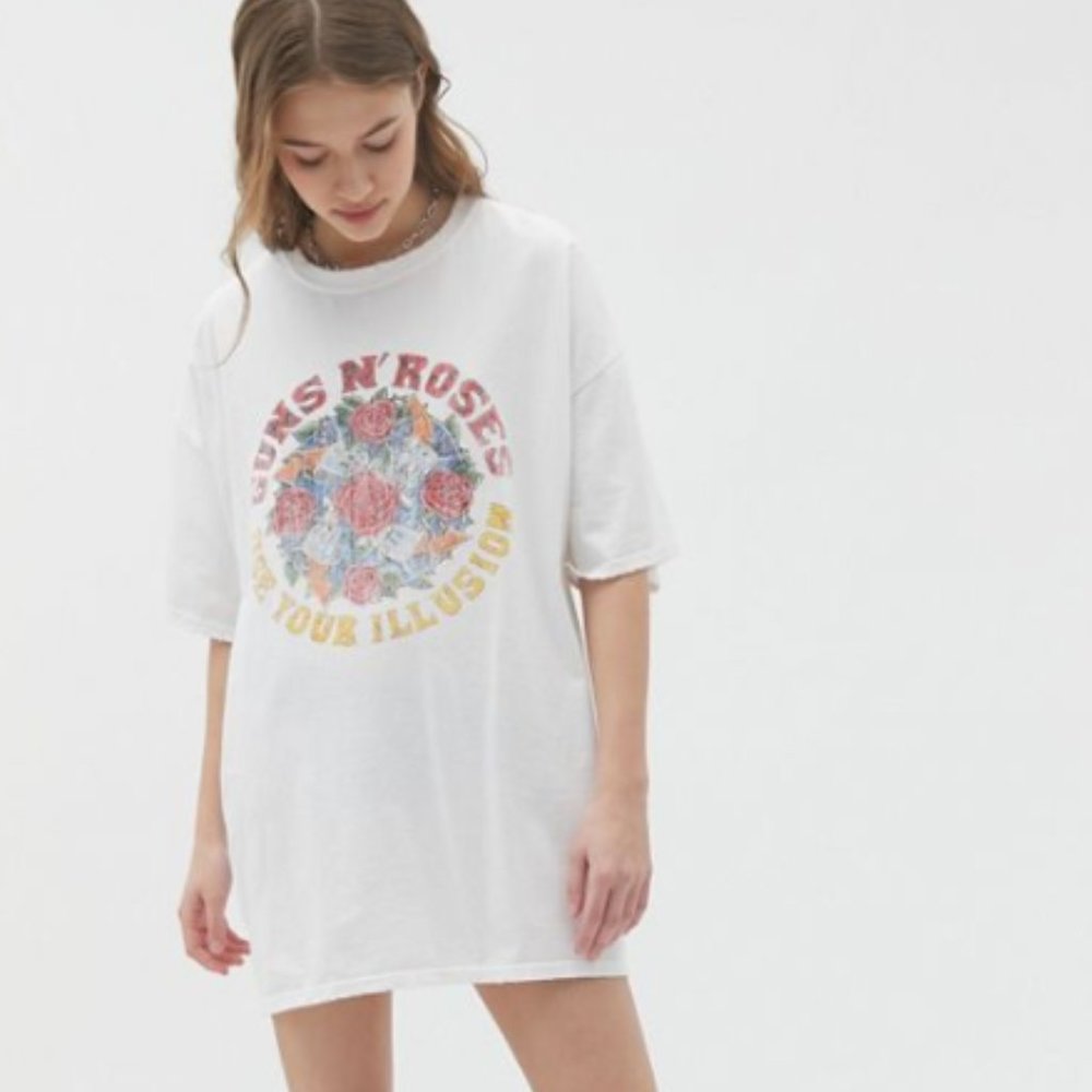 UO Guns N’ Roses  T-Shirt Dress S/M